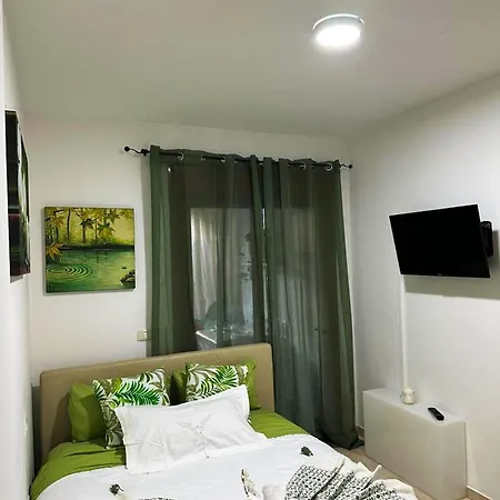 Charming Studio In Mar With Shared Pool 50 M² Appartamento *